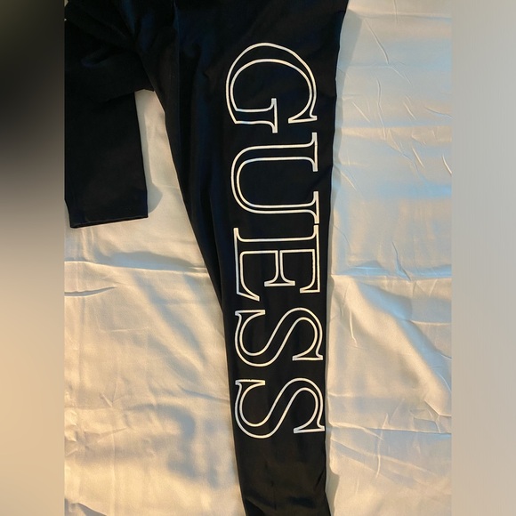 Guess Los Angeles - Picture 4 of 4